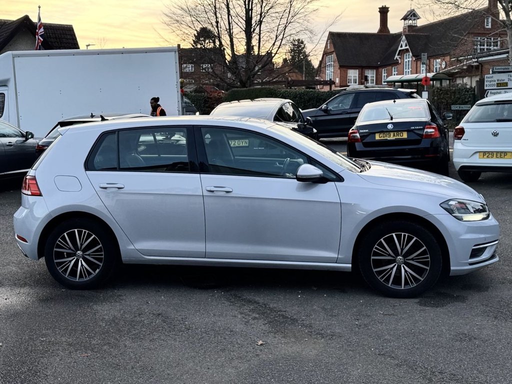 Used Volkswagen Golf 2018 for sale - 76604668: Photo 6