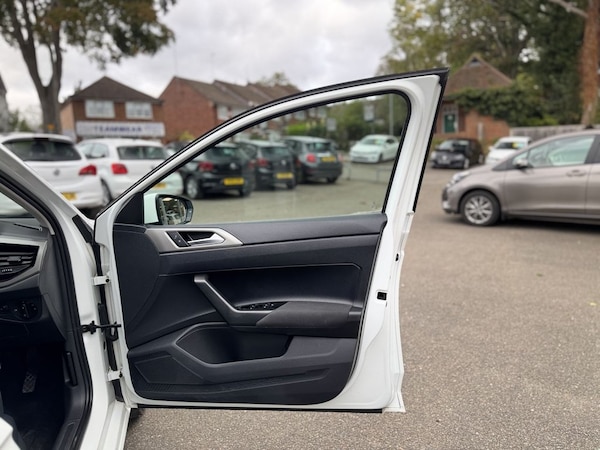 Used Volkswagen Polo 2019 for sale - 76176188: Photo 37