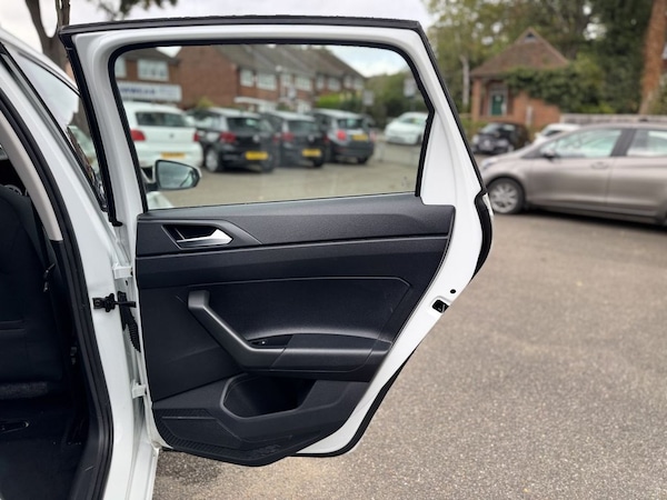 Used Volkswagen Polo 2019 for sale - 76176188: Photo 39