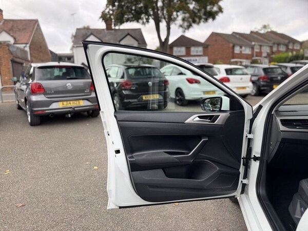 Used Volkswagen Polo 2019 for sale - 76176188: Photo 44