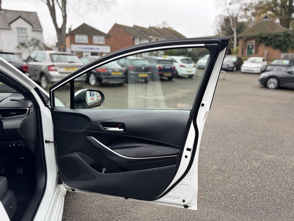 Used Toyota Corolla 2019 for sale - 76654243: Photo 27