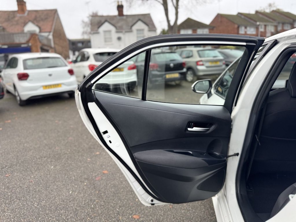 Used Toyota Corolla 2019 for sale - 76654243: Photo 28