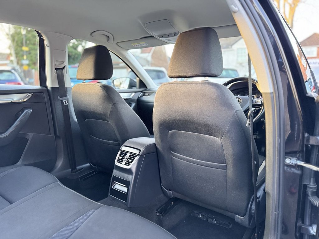 Used Skoda Octavia 2019 for sale - 77122325: Photo 28