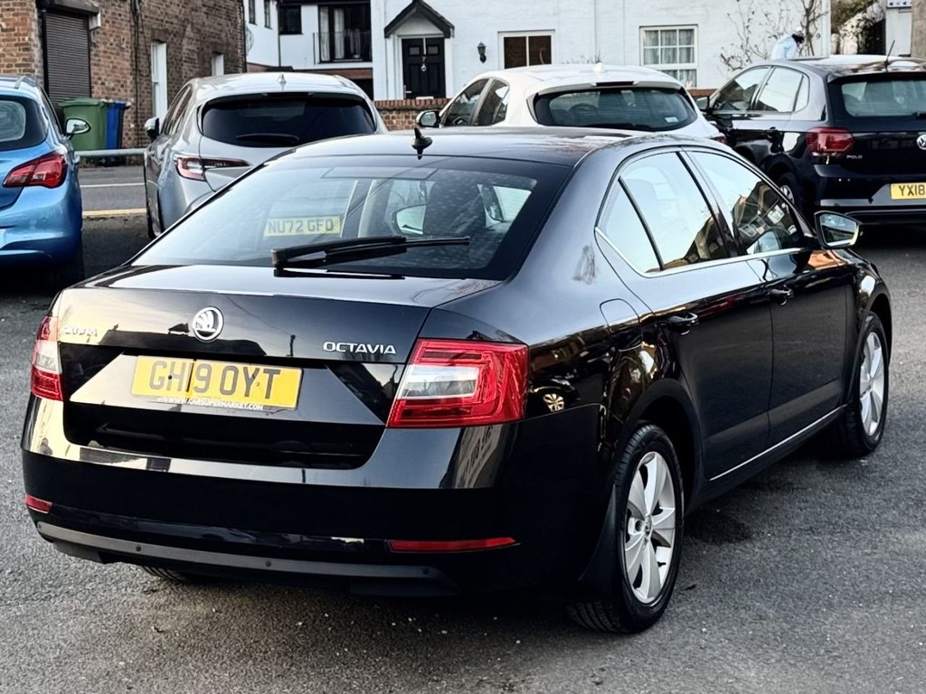 Used Skoda Octavia 2019 for sale - 77122325: Photo 9