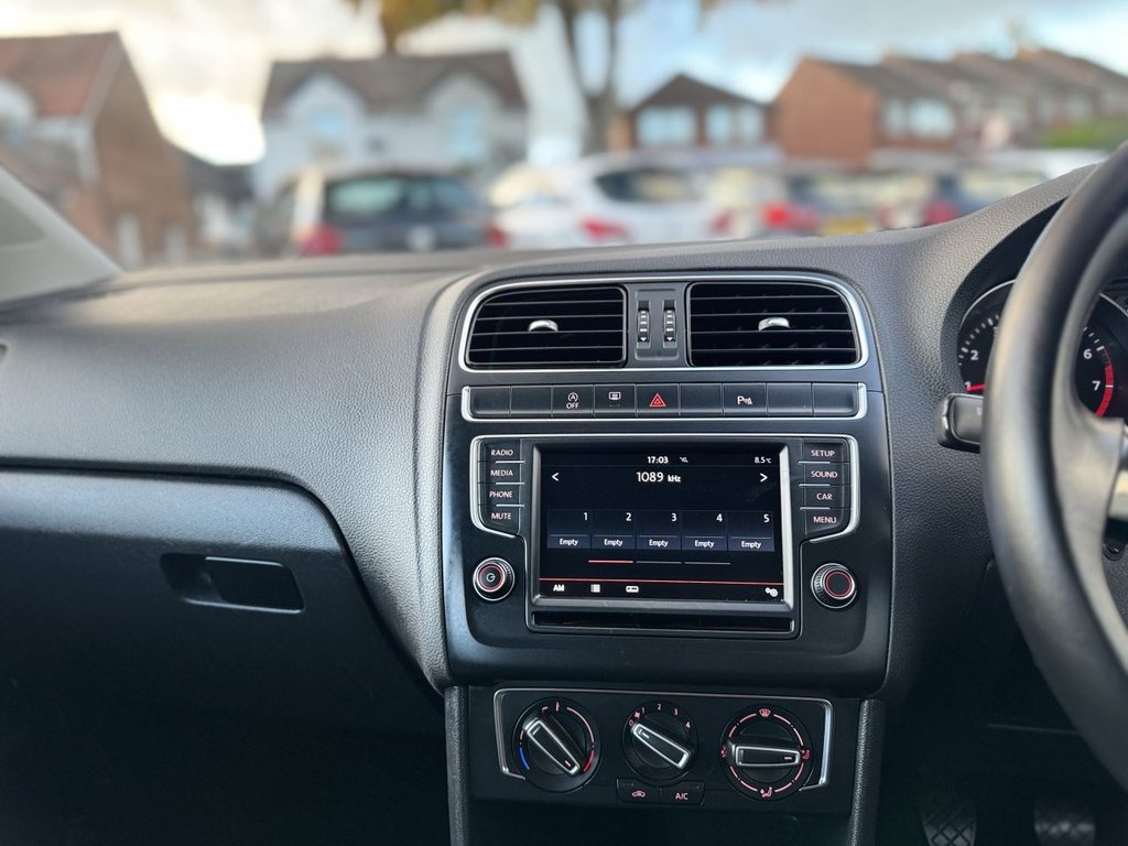 Used Volkswagen Polo 2015 for sale - 76380043: Photo 19