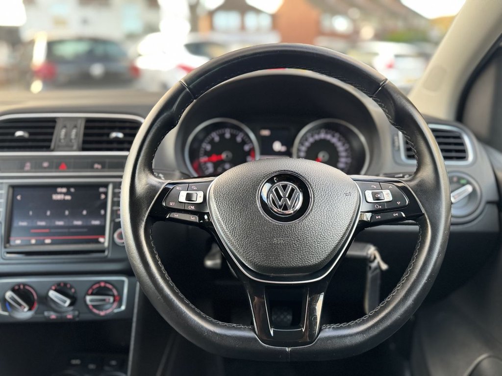 Used Volkswagen Polo 2015 for sale - 76380043: Photo 50