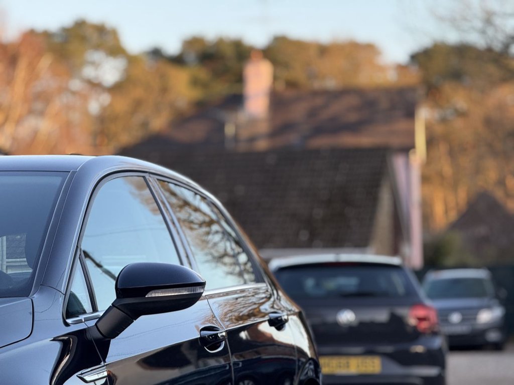 Used Volkswagen Golf 2023 for sale - 77966810: Photo 27