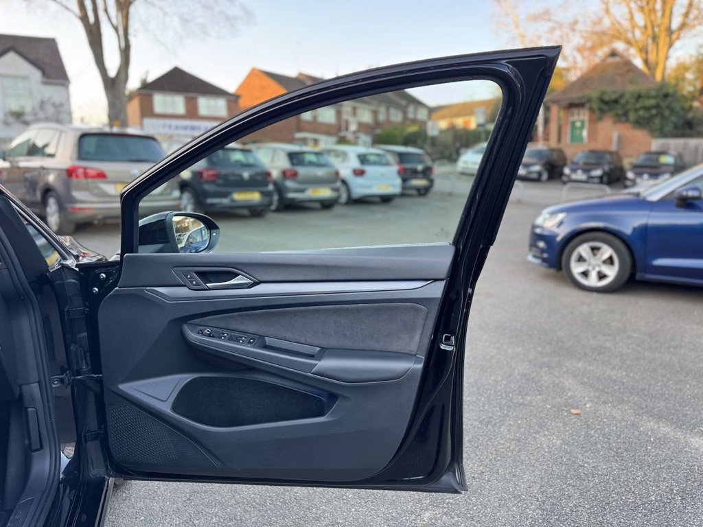 Used Volkswagen Golf 2023 for sale - 77966810: Photo 38