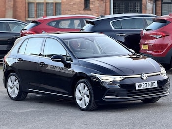 Used Volkswagen Golf 2023 for sale - 77966810: Photo