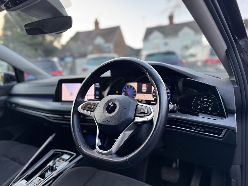 Used Volkswagen Golf 2023 for sale - 77966810: Photo 40