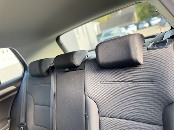 Used Volkswagen Golf 2015 for sale - 76210837: Photo 29