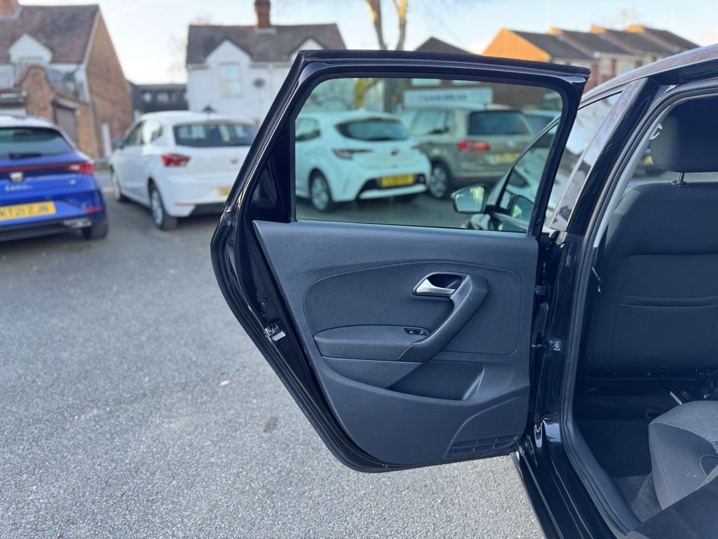 Used Volkswagen Polo 2016 for sale - 77719399: Photo 21