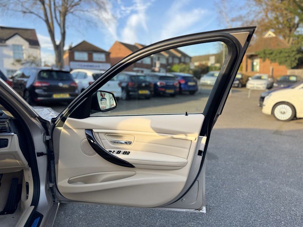 Used BMW 3 Series 2014 for sale - 76751438: Photo 30