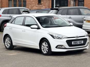 Used Hyundai i20 2016 for sale - 74947444: Photo