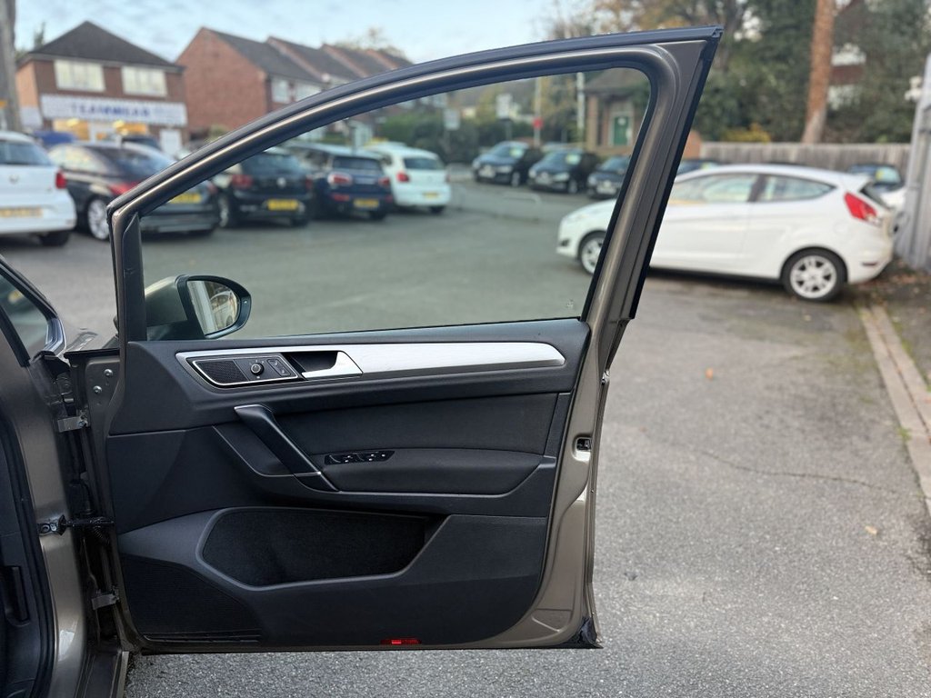 Used Volkswagen Golf SV 2016 for sale - 76590710: Photo 38