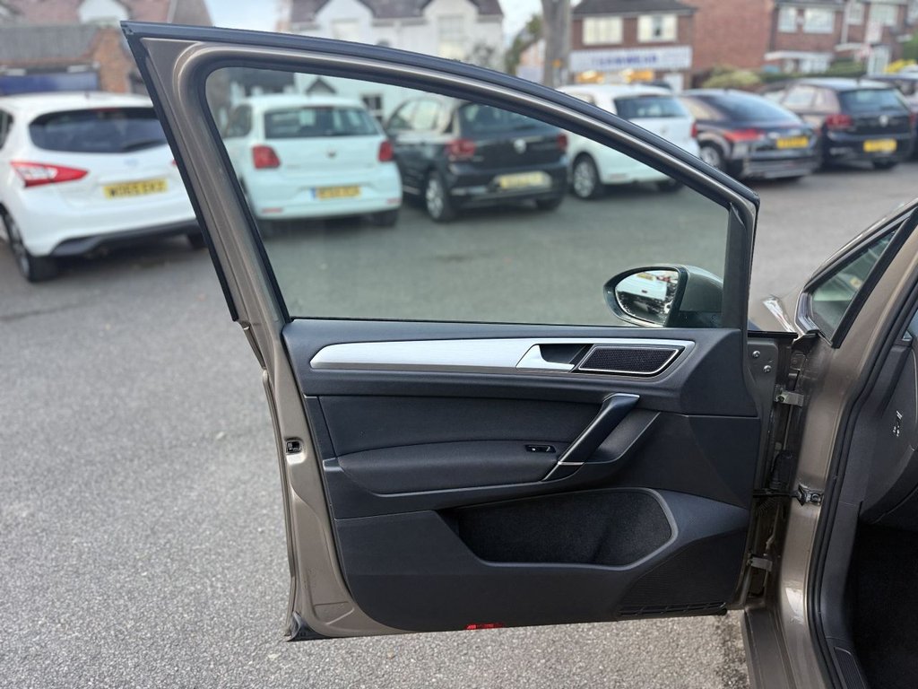 Used Volkswagen Golf SV 2016 for sale - 76590710: Photo 45