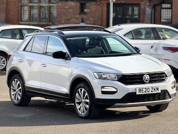 Used Volkswagen T-Roc 2020 for sale - 75654509: Photo