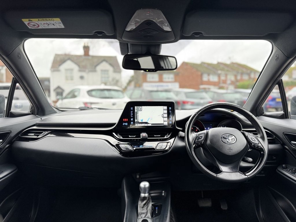 Used Toyota C-HR 2019 for sale - 76986047: Photo 11