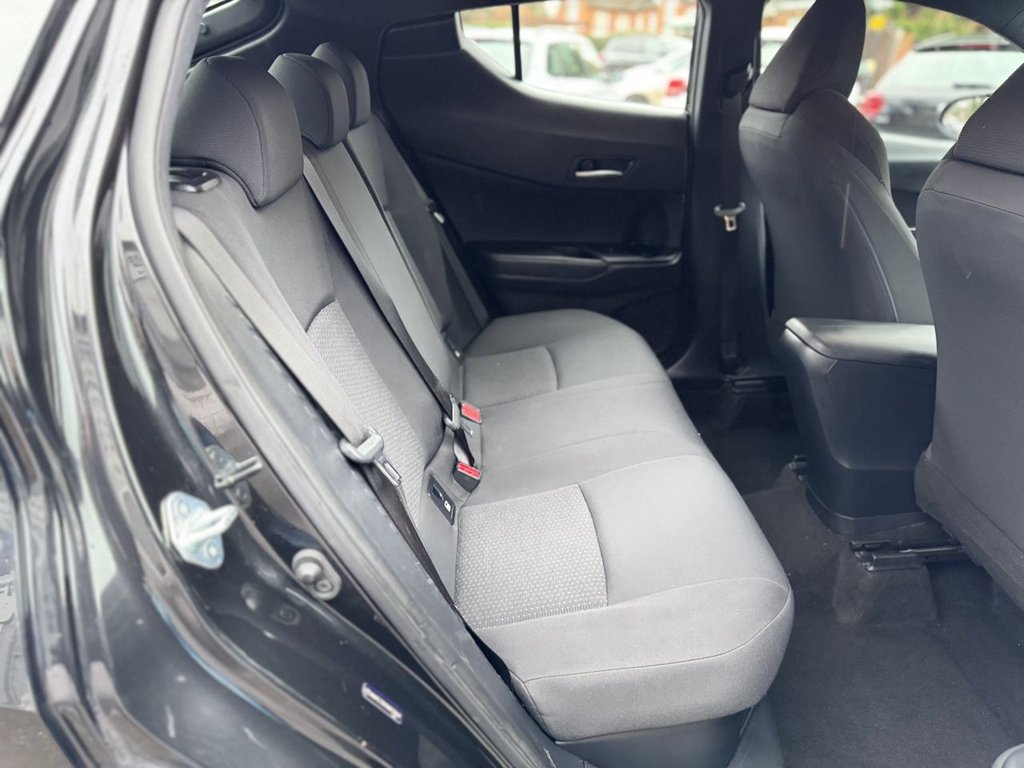 Used Toyota C-HR 2019 for sale - 76986047: Photo 14