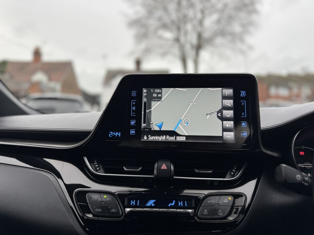 Used Toyota C-HR 2019 for sale - 76986047: Photo 16