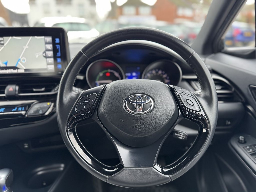 Used Toyota C-HR 2019 for sale - 76986047: Photo 18