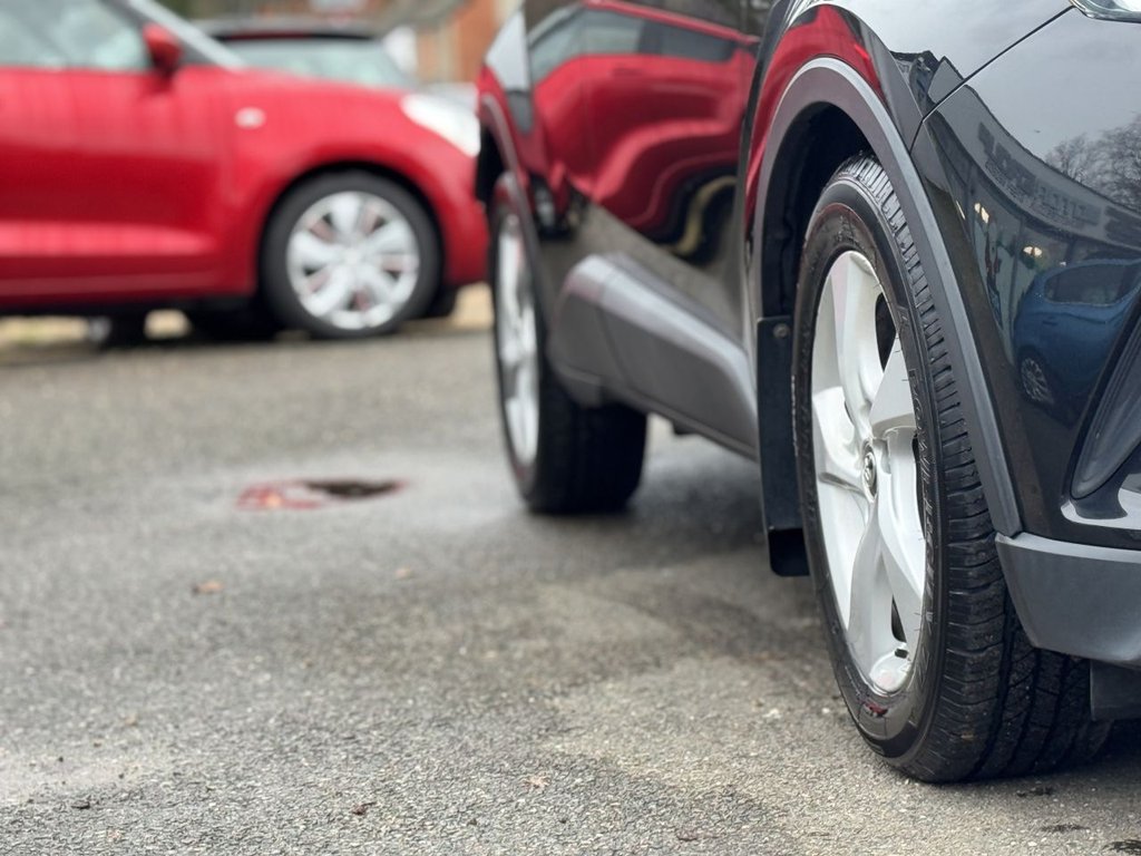 Used Toyota C-HR 2019 for sale - 76986047: Photo 44