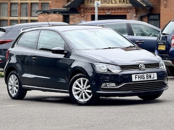 Used Volkswagen Polo 2016 for sale - 78828787: Photo