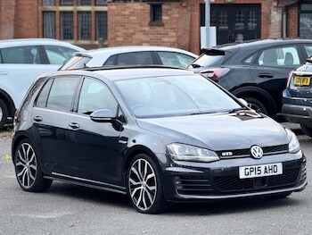 Used Volkswagen Golf 2015 for sale - 78468522: Photo