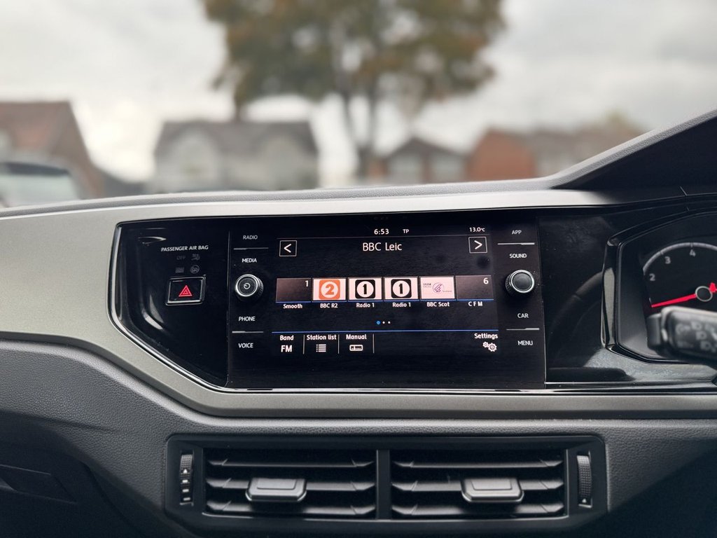 Used Volkswagen Polo 2018 for sale - 76654863: Photo 16