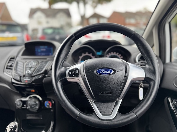 Used Ford Fiesta 2017 for sale - 76261399: Photo 18