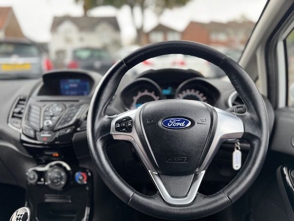 Used Ford Fiesta 2017 for sale - 76261399: Photo 21