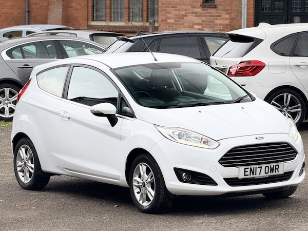 Used Ford Fiesta 2017 for sale - 76261399: Photo 3