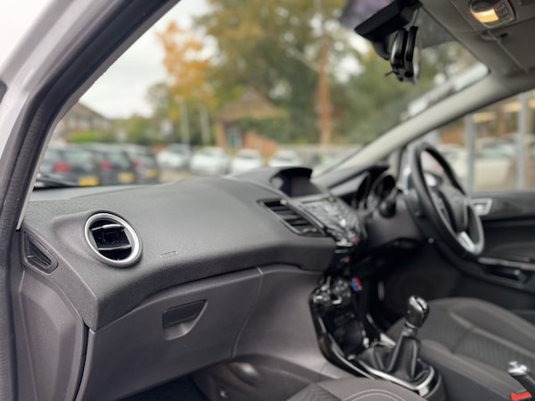 Used Ford Fiesta 2017 for sale - 76261399: Photo 44