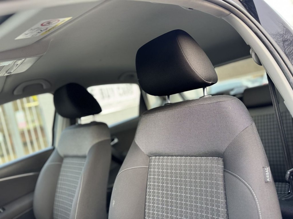 Used Volkswagen Polo 2015 for sale - 77780099: Photo 20