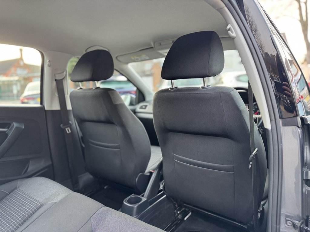 Used Volkswagen Polo 2015 for sale - 77780099: Photo 26