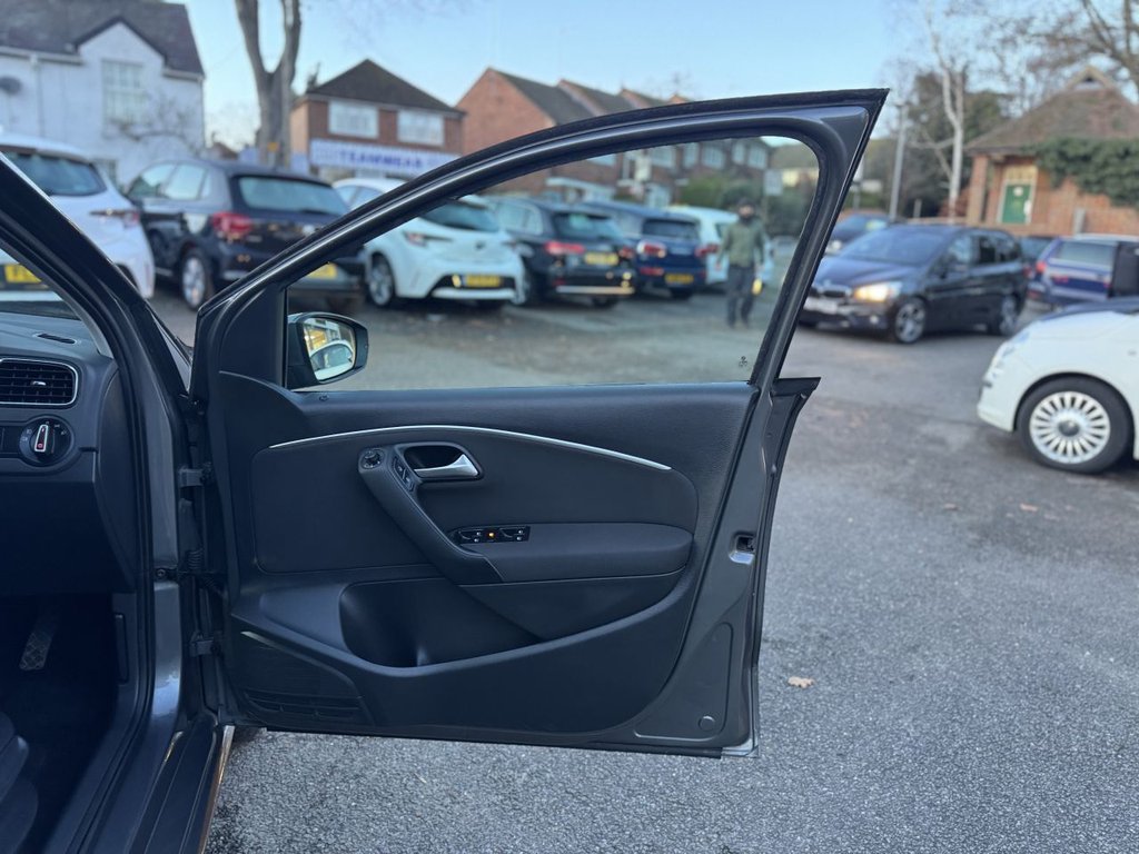 Used Volkswagen Polo 2016 for sale - 77171834: Photo 36