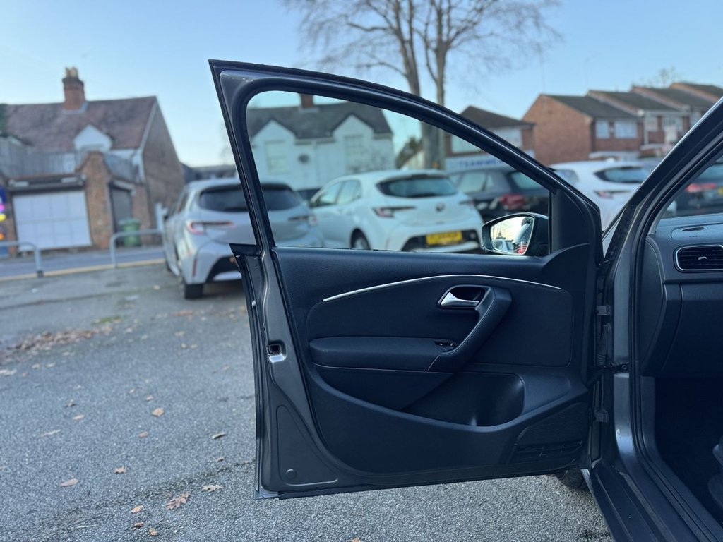 Used Volkswagen Polo 2016 for sale - 77171834: Photo 45