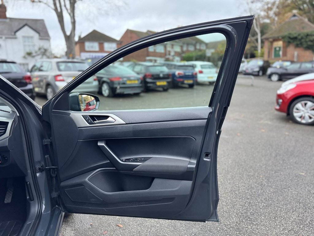 Used Volkswagen Polo 2018 for sale - 76710799: Photo 18