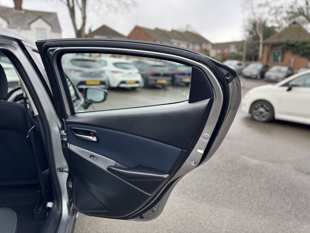 Used Mazda Mazda2 2016 for sale - 77621789: Photo 39