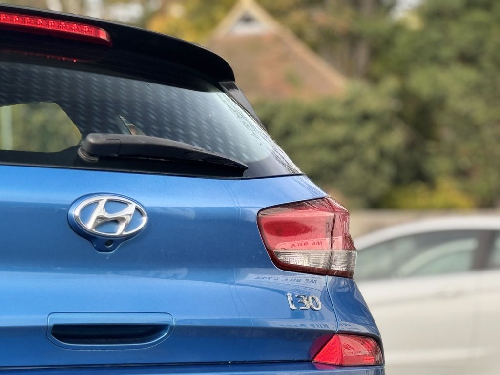 Used Hyundai i30 2017 for sale - 76439397: Photo 32