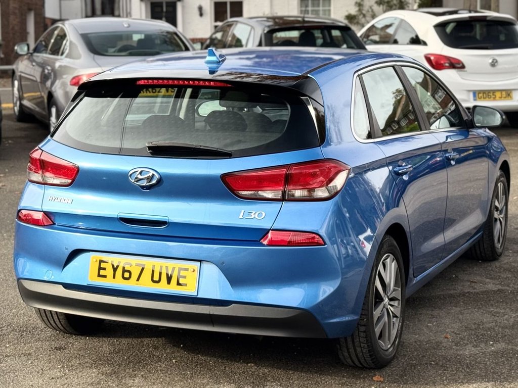 Used Hyundai i30 2017 for sale - 76439397: Photo 9