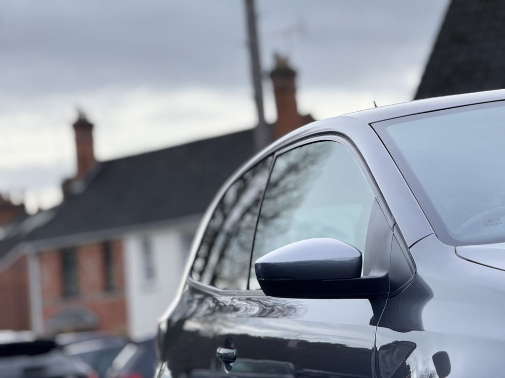 Used Volkswagen Polo 2017 for sale - 77408611: Photo 40