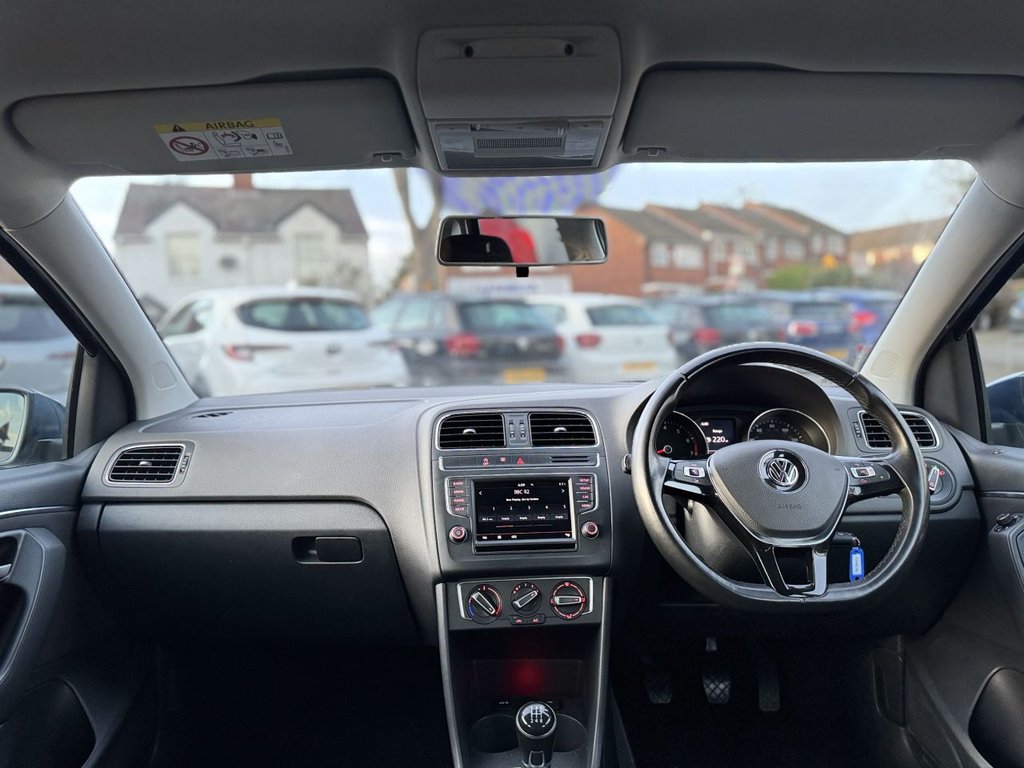 Used Volkswagen Polo 2016 for sale - 76986045: Photo 11