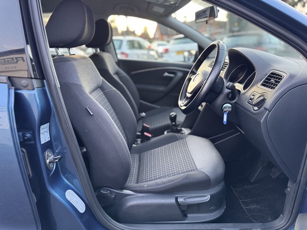 Used Volkswagen Polo 2016 for sale - 76986045: Photo 12