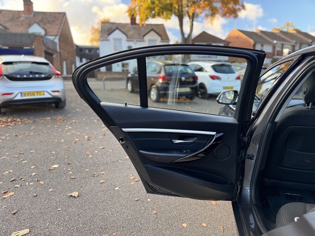 Used BMW 3 Series 2017 for sale - 76380156: Photo 39