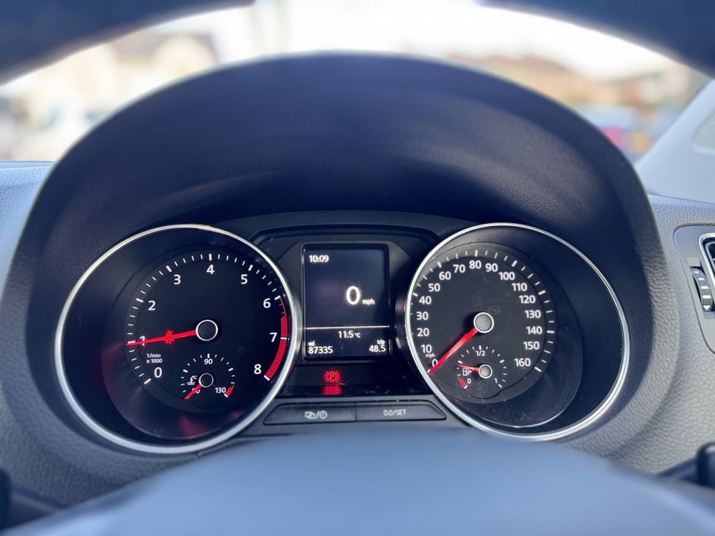 Used Volkswagen Polo 2015 for sale - 76909894: Photo 17