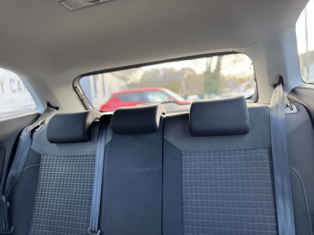 Used Volkswagen Polo 2015 for sale - 76909894: Photo 19