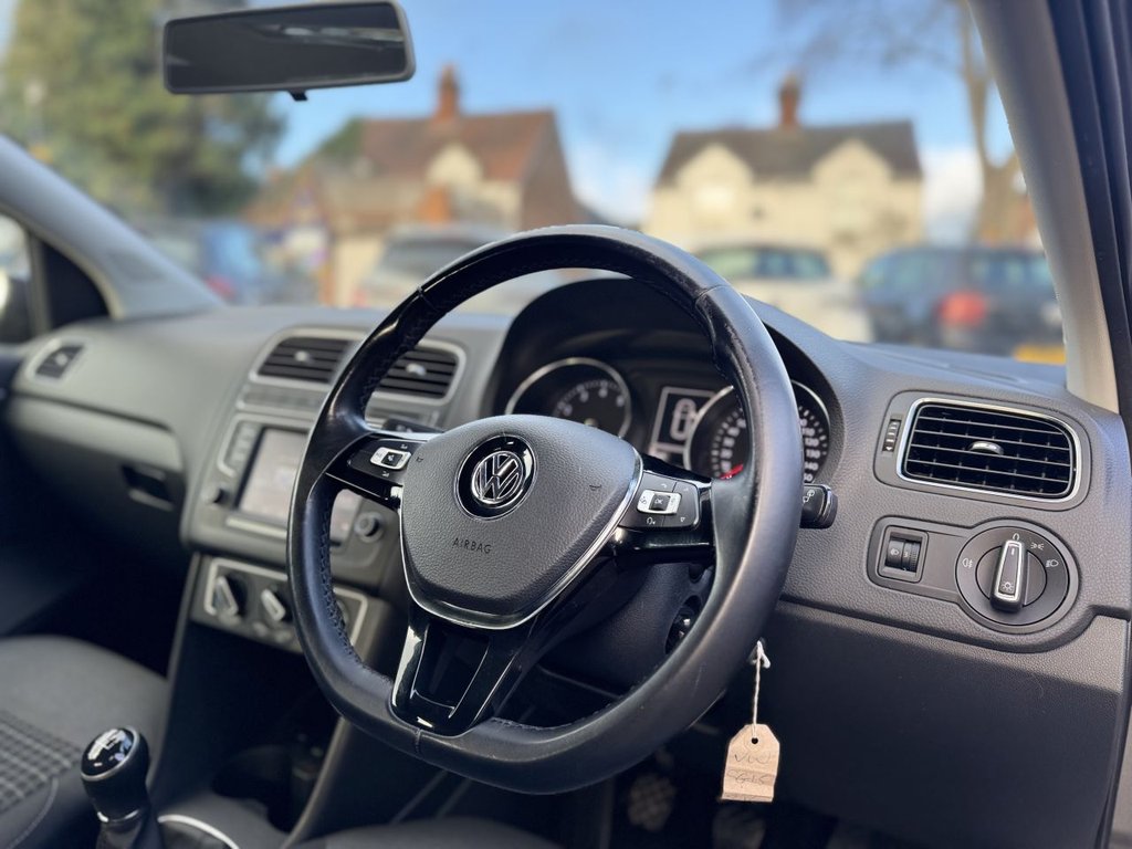 Used Volkswagen Polo 2015 for sale - 76909894: Photo 22