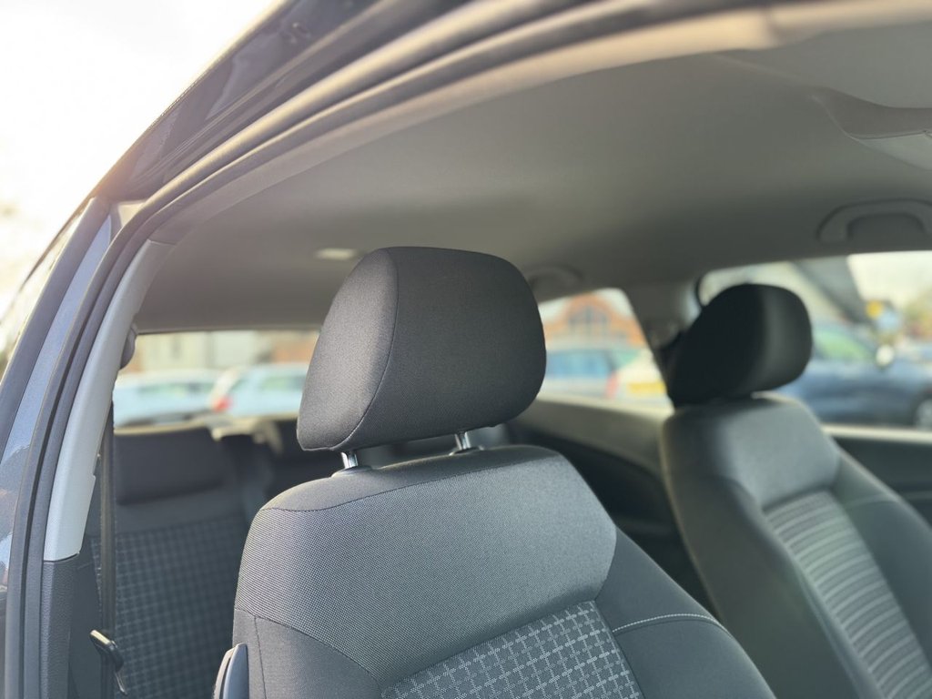 Used Volkswagen Polo 2015 for sale - 76909894: Photo 25