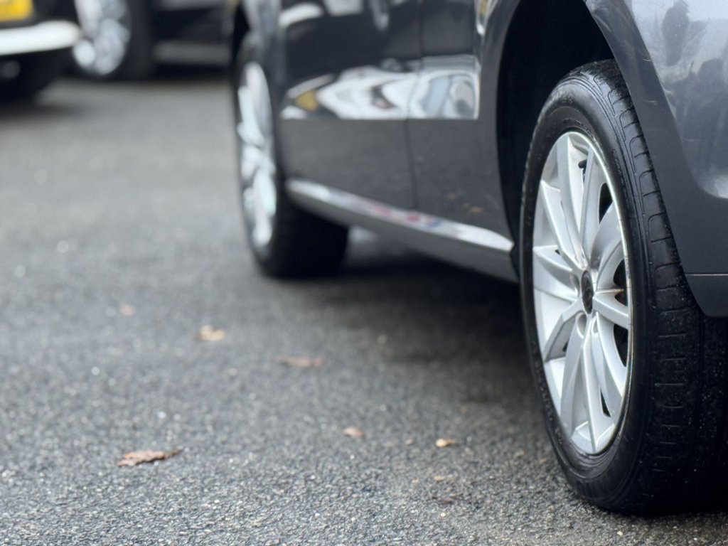 Used Volkswagen Polo 2015 for sale - 76909894: Photo 30